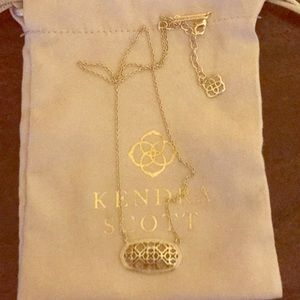 Kendra Scott necklace